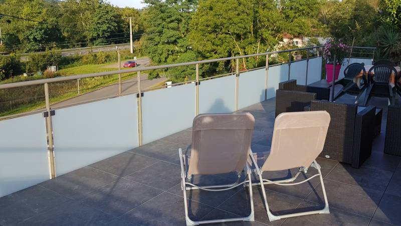 Réalisation et pose de garde-fou sur mesure contre une terrasse neuve dans la Vallée d'Azergues (69)