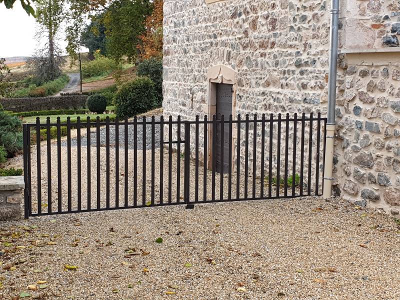 Création et pose d'un portillon sur mesure à Beaujeu